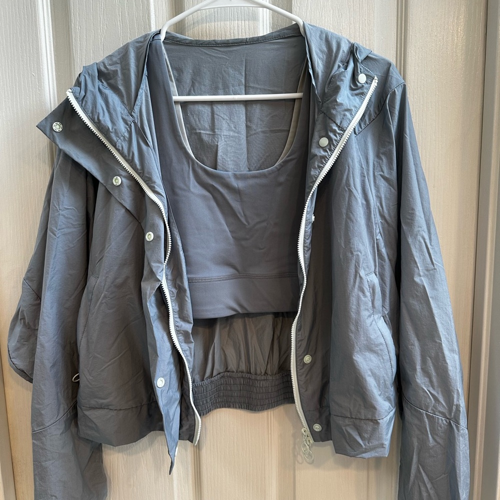 Fabletics matching sports bra and jacket